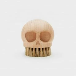 Suk UK Housewares Skull Brush