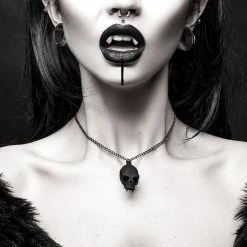Rogue And Wolf Jewelry Blood Junkie Necklace In Black