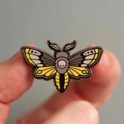LuxCups Creative Pins Moth Enamel Pin