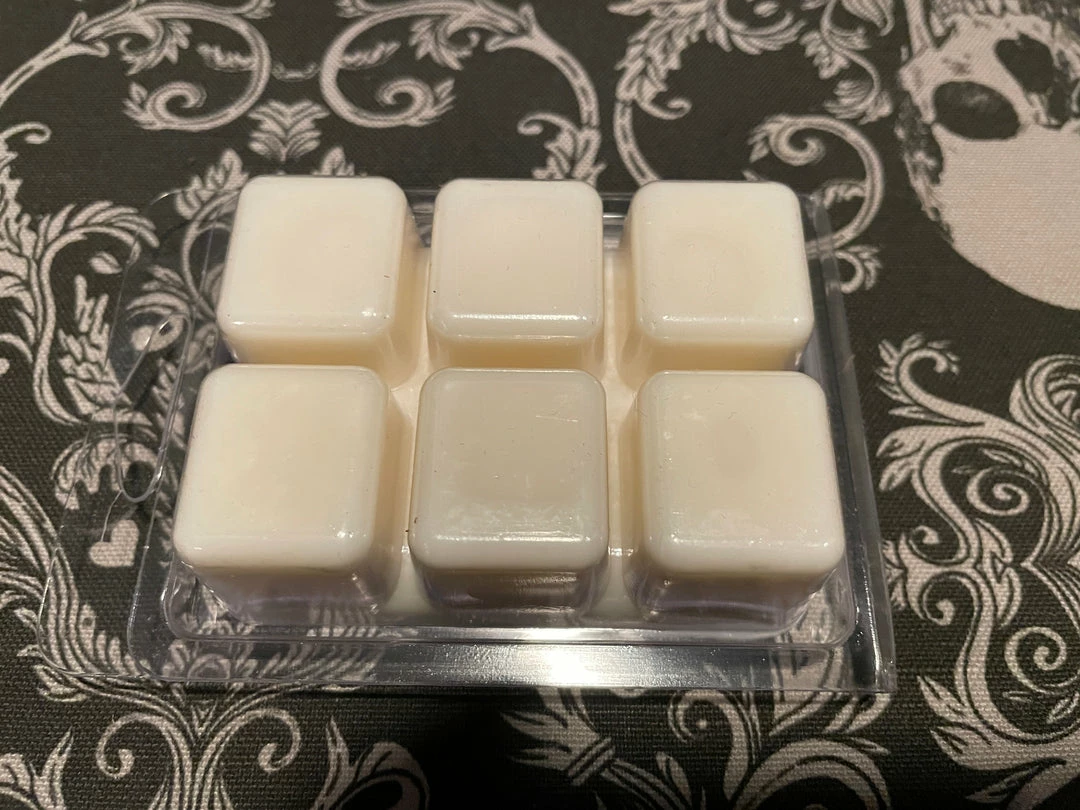 Get Fictional Gift Ideas Dracula - Wax Melt 4 Get Fictional Gift Ideas Dracula - Wax Melt